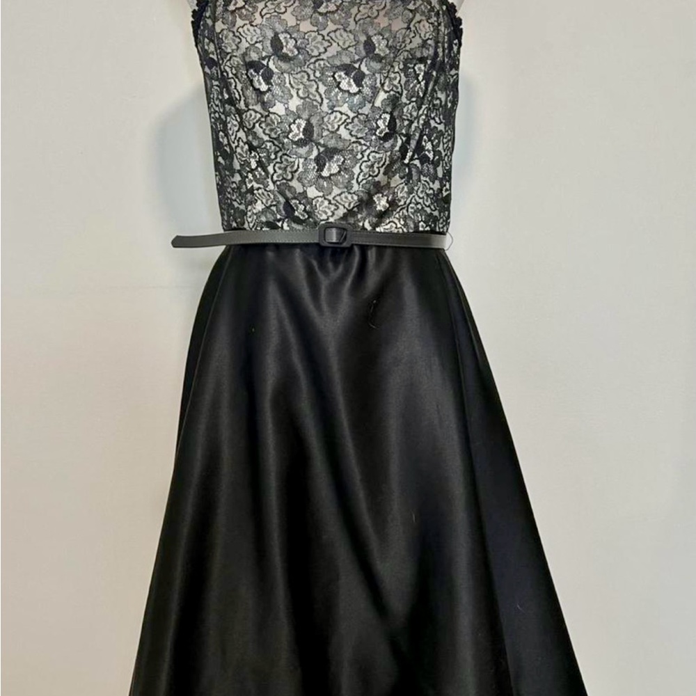 NWT: Vintage Black Dress w/ Lace Bodice & Tulle Underskirt + Belt - Sz 11/12